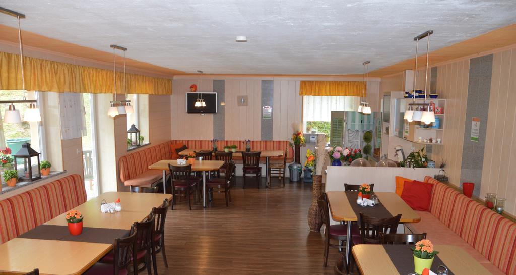 Casa Montana Hotel Niedernsill Buitenkant foto